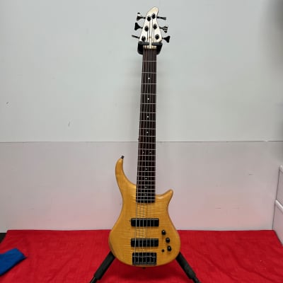 Pedulla Thunderbolt 6-String Electric Bass Made in the USA with Case for sale