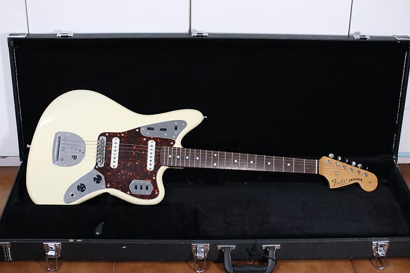 Fender Jaguar JG66-75 Vintage Reissue Japan MIJ 1986 Vintage White