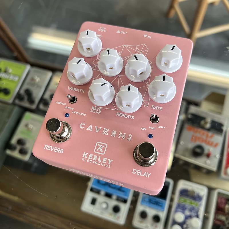 Keeley Caverns Delay Reverb