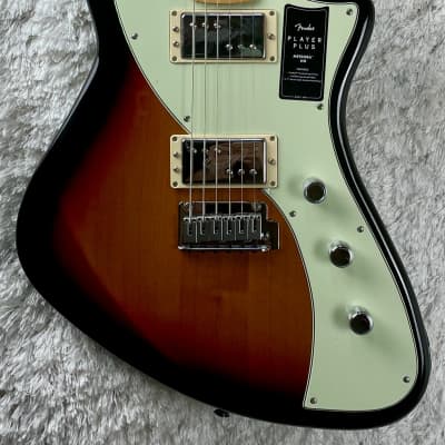 Fender Player Plus Meteora HH 3-Color Sunburst image 1