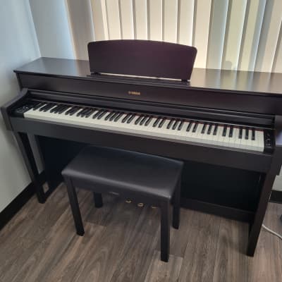 Yamaha – Piano numérique YDP-184 R avec banc