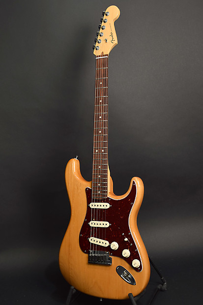 Fender USA American Deluxe Stratocaster N3 Amber | Reverb Canada