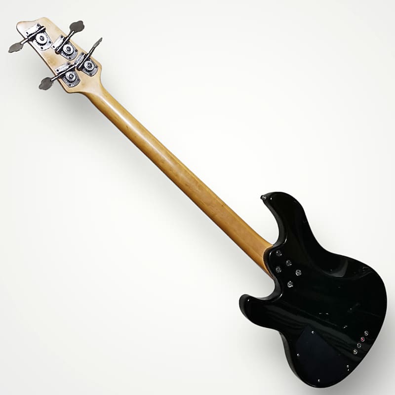 Ibanez ATKシリーズ ブラックエレキベース　ATK305RM Ibanez ATK305RM Metallic Black 中古｜ギター買取の東京新宿