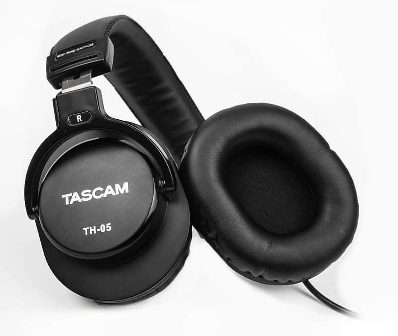 TASCAM TH-05, Monitoring Headphones, Black image 1
