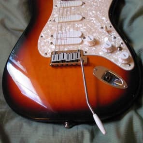 1991 Fender American Deluxe Stratocaster Plus (customized to Ultra) Sunburst (Pleked) image 3