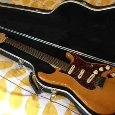 Fender American Deluxe Stratocaster 2004 - 2010 | Reverb UK