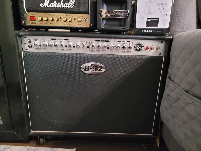B52 AT212 Tube Tri Mode Rectifier 2x12 Combo Mesa Boogie Reverb