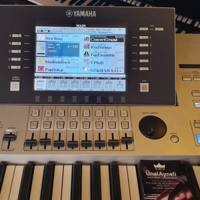 Yamaha Tyros4 61-Key Arranger Workstation Keyboard image 7