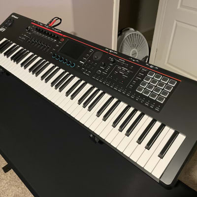 Roland FANTOM-07 76-Key Workstation Keyboard 2022 - Present - Black