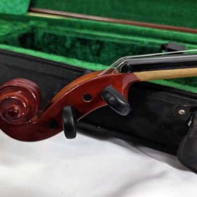 Giuseppi GV-10 4/4 Student Violin With Case & Bow image 18