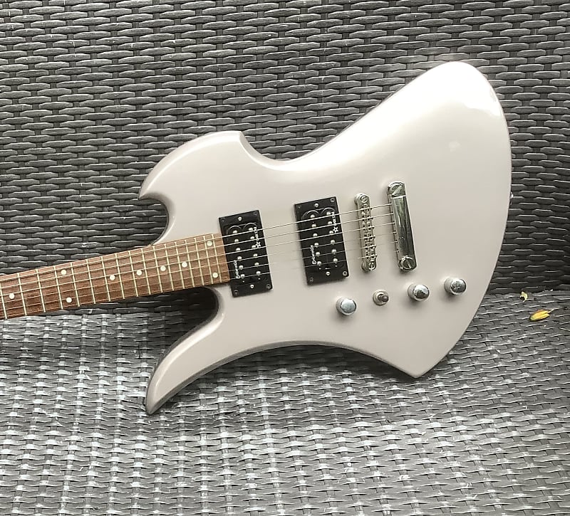 B.C. Rich Left Hand Lefty handed Mockingbird platinum series