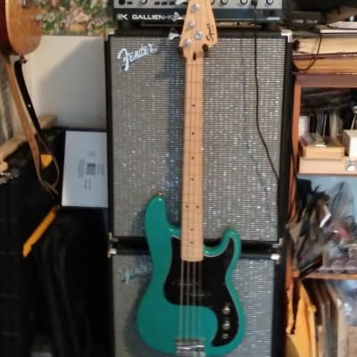 Short Scale P Bass - Teal image 3