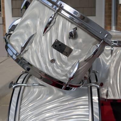 Sonor Teardrop 20/13/13/16 60s White Satin Flame image 3