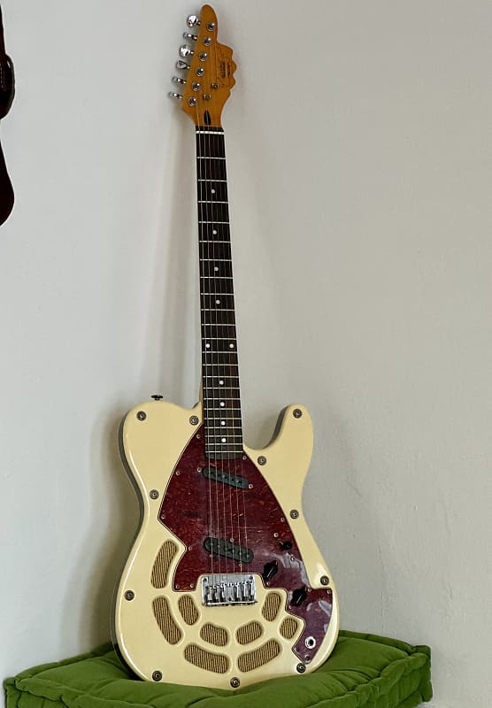 リンダート・ロコモーティブ　LINDERT LOCOMOTIVE T Lindert Locomotive T mid-90's - cream | Reverb France