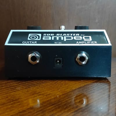 Ampeg SCP-OCT Sub Blaster Bass Octave Analog Octaver - Black and Silver image 3