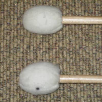 ONE pair new old stock Regal Tip 607SG, GOODMAN # 7 BRILLIANT STACCATO TIMPANI MALLETS - hard oval core covered with oval shaped cream-ish damper white felt, hard rock maple handles / shaft (includes packaging) image 10