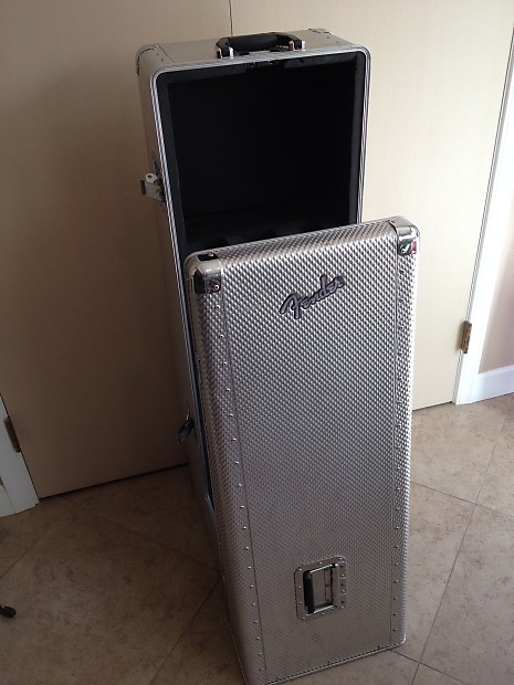 Triple guitar case sale