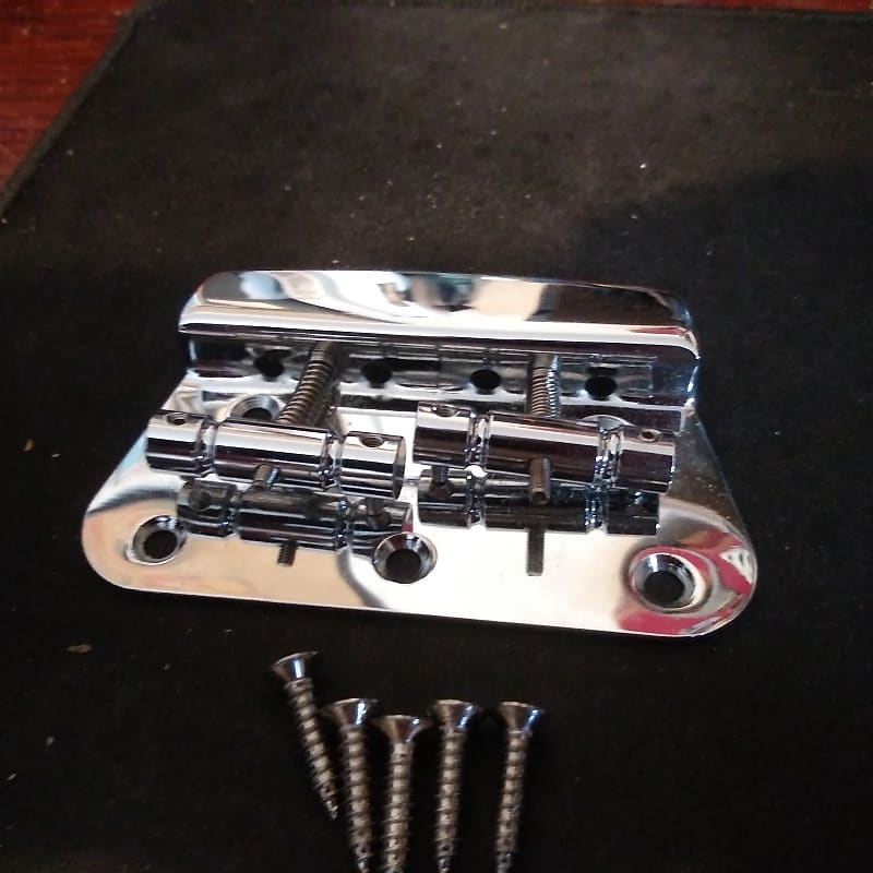 Squier Bronco Bass Bridge with Screws Chrome Reverb