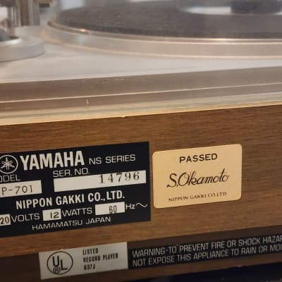 Yamaha YP-701 BELT DRIVEN TURNTABLE | Reverb