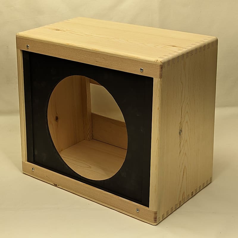 1x12 Empty Speaker or Combo Reverb