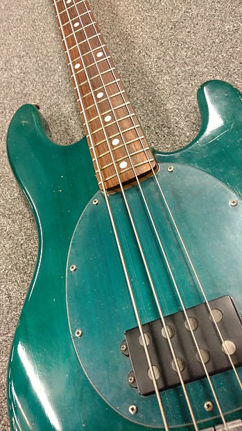 ベース MISICMAN STINGRAY 1984 USA zukisan 1984-85 Music Man Stingray Bass | Reverb