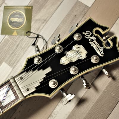 D'Angelico Deluxe SS LTD Sapphire image 11