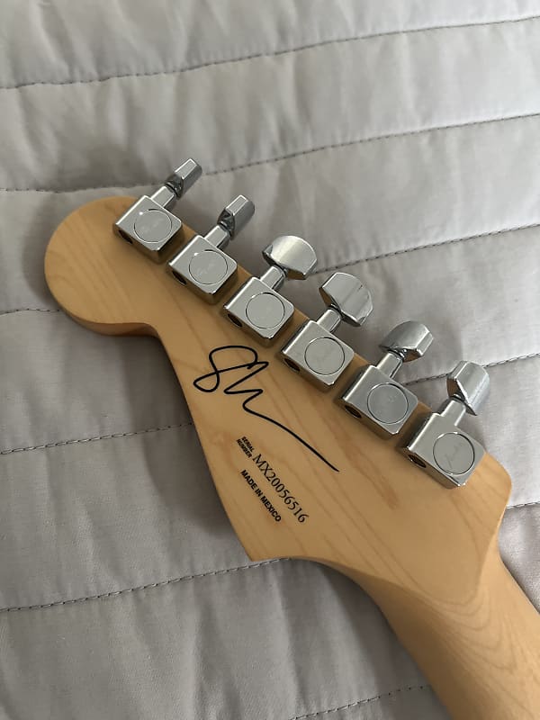 Fender Shawn Mendes Foundation Musicmaster