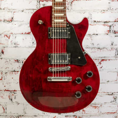 Gibson 2023 Les Paul Studio Electric Guitar, Wine Red x0112 (USED)