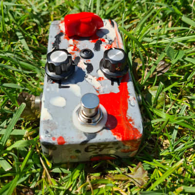 ギター chicago stompworks Gray Speck OD250 All You Need Are 2 Knobs? Chicago Stompworks Gray Speck