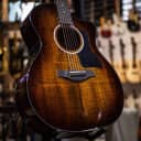 Taylor 224ce-K DLX Grand Auditorium Acoustic/Electric w/Deluxe Hardshell Case - Demo