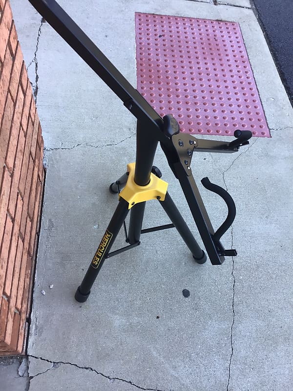 Hercules DS551B Sousaphone Stand Reverb