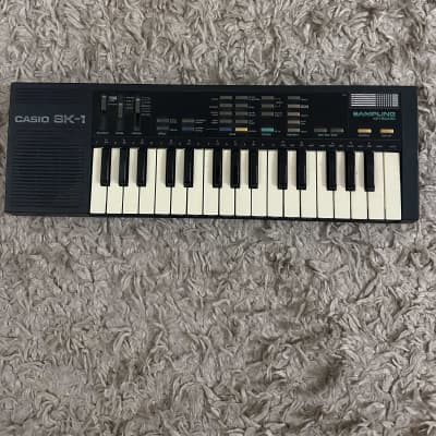 Casio SK-1 32-Key Sampling Keyboard 1986 - Black - FOR PARTS