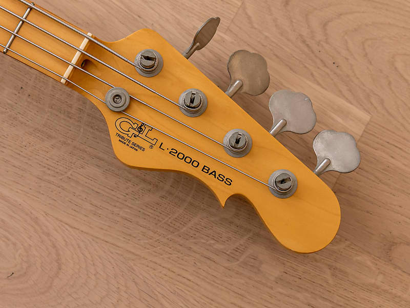 2009 G&L Tribute L-2000 Bass Guitar Ash w/ Active 2009 G&L Tribute L-2000 Bass Guitar Ash w/ Active