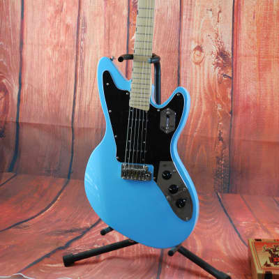 Dream Studios | Maverick Guitar - Lake Placid Blue image 3
