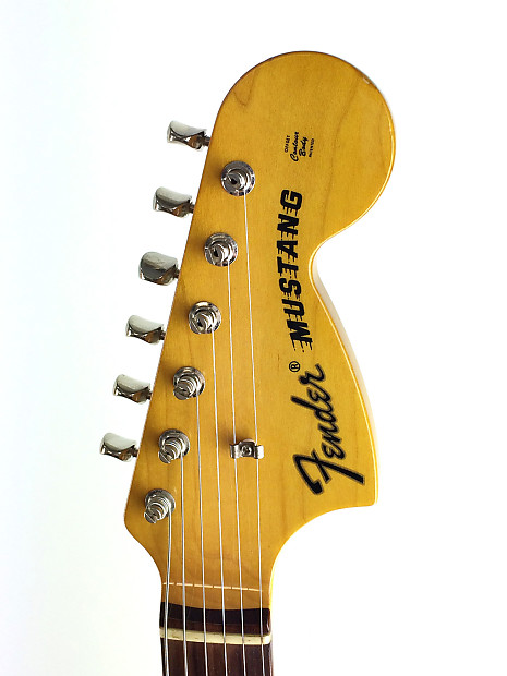 Fender Mustang, ‘69, Rebel Yellow, 2008, Rare Colour