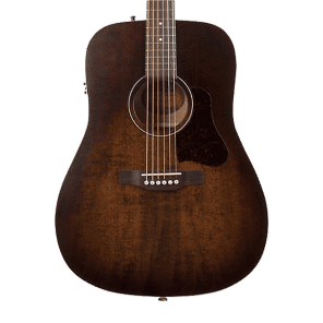 Art & Lutherie Americana Dreadnought QIT with Electronics Bourbon Burst