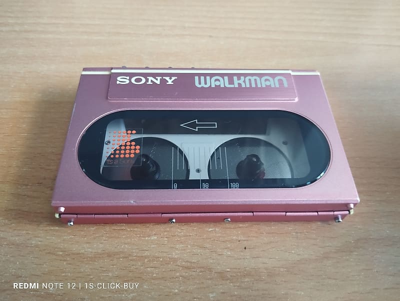 【売れ筋】 Sony WM 20 1983 - Sony Walkman Cassette player WM 20 pink ポータブルプレーヤー