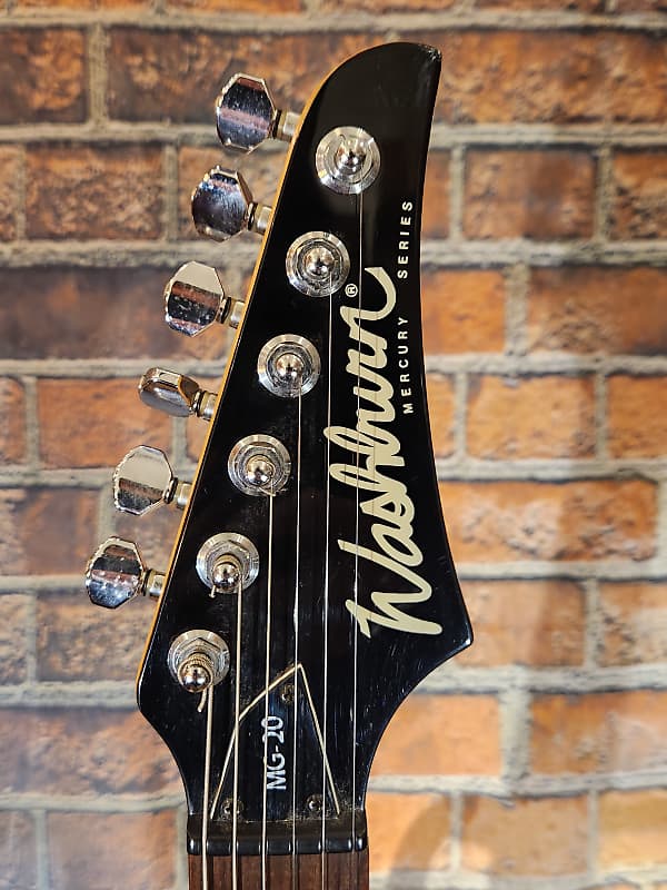 Washburn MG20 Mercury Series White Free Set & Bag | Reverb