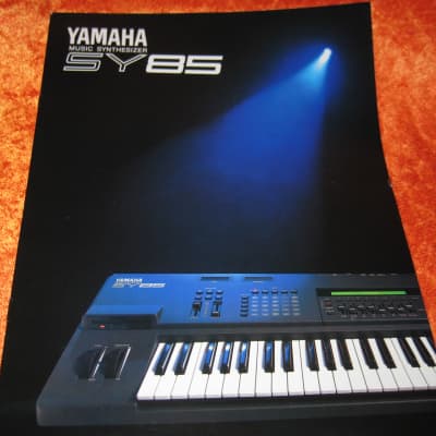 Yamaha SY85 61-Key Music Synthesizer Electronic Keyboard Late