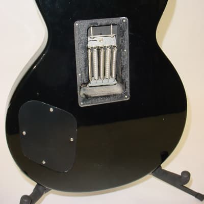 Agile AL-2000 Electric Guitar with Fernandes FRT Locking Tremolo System Gloss Black image 10