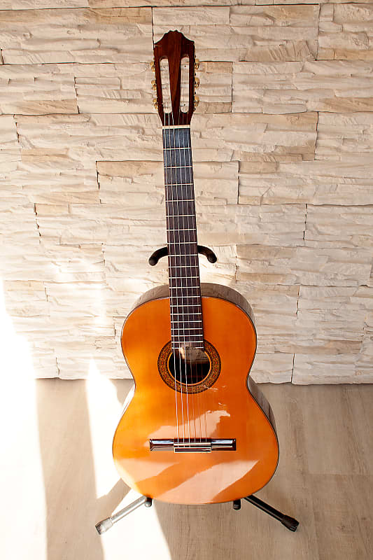 1980s Morris MC-112 Classical Nylon String Guitar NOS Perfect All Original!