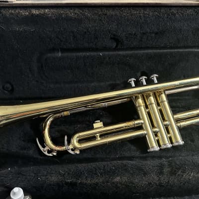 Yamaha YTR-2330 Standard Trumpet