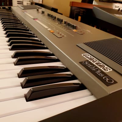 FULLY SERVICED RARE VINTAGE ROLAND HS60 (JUNO 106 with speakers!) IN AMAZING CONDITION! image 6