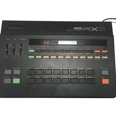 Vintage 1983 YAMAHA RX-11 RX11 DRUM MACHINE 8-BIT ACID Rhythm Sequencer