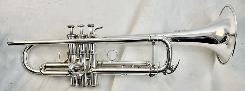 Yamaha YTR-8335LAS Custom LA Trumpet image 1