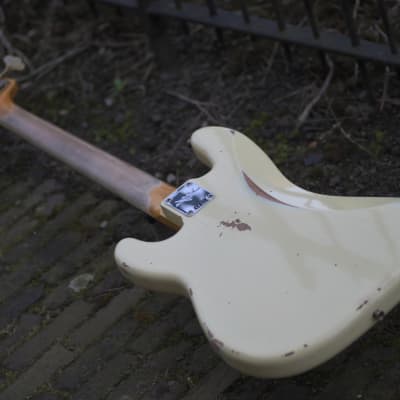 Fender Custom Shop '64 Precision Bass, Relic - Aged Vintage White image 9