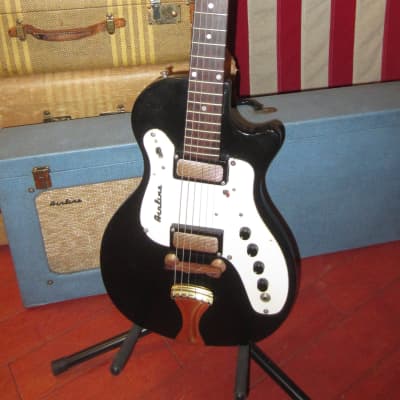 Vintage circa 1964 Airline Model 7214 Electric Guitar w/ Original Amp in Case image 2