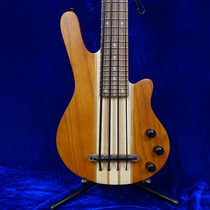 Mahalo Solid Electric Bass Ukulele, Trans. Brown, Bag Reverb UK
