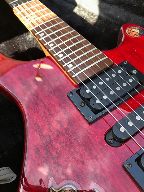 Washburn Pro Series Maverick BT6 1998 Translucent Wine Red