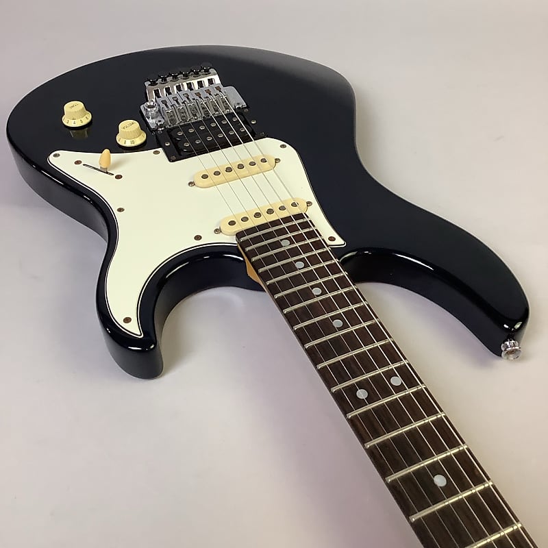 Yamaha Pacifica 912J | Reverb